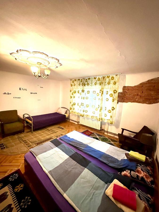 Mosaico Alfetta Hostel Timişoara Exterior foto
